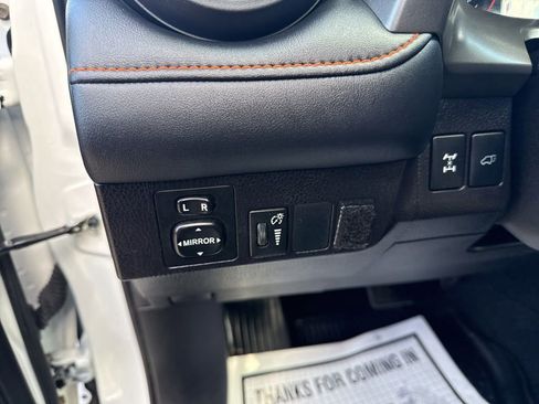 Used 2016 Toyota RAV4 SE image 23