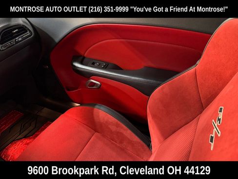 Used 2015 Dodge Challenger R/T Plus image 42