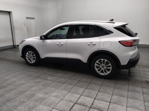 Used 2022 Ford Escape SE FWD image 3