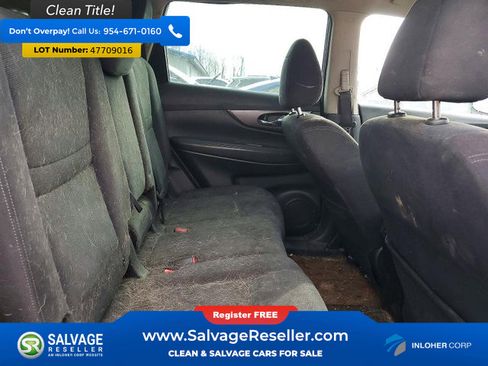 Used 2016 Nissan Rogue S image 12