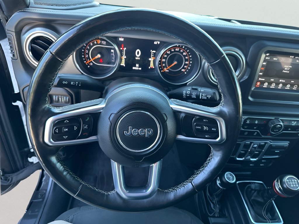Used 2018 Jeep Wrangler Unlimited Sahara w/ Cold Weather Group AWD/4WD image 13