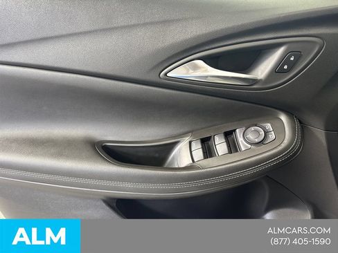 Used 2025 Buick Encore GX Preferred FWD image 14
