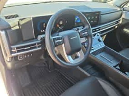 Used 2025 Hyundai Santa Fe SEL AWD/4WD image 15