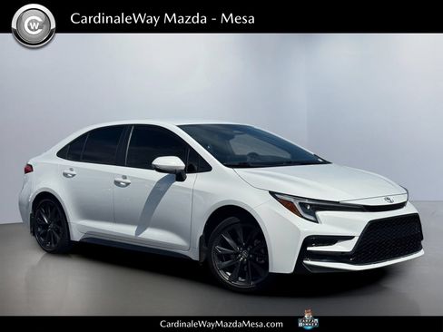 Used 2026 Toyota Corolla SE w/ Carpet Mat Package (TMS) FWD image 1