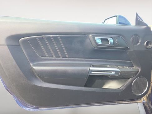 Used 2020 Ford Mustang Premium image 16