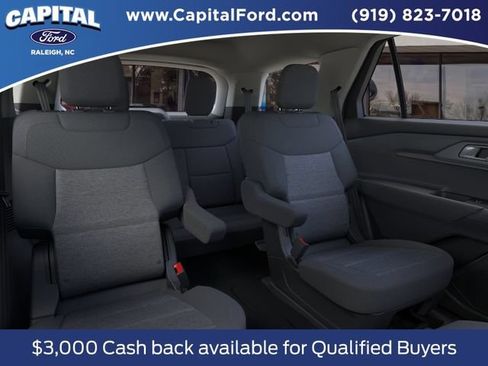 New 2026 Ford Explorer Active RWD image 11