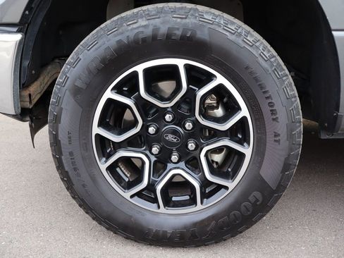 Used 2016 Ford F150 XLT w/ Equipment Group 302A Luxury AWD/4WD image 42