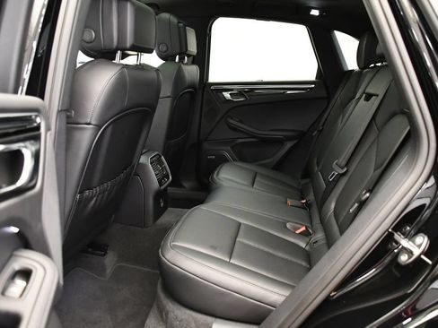 Certified 2026 Porsche Macan AWD/4WD image 46