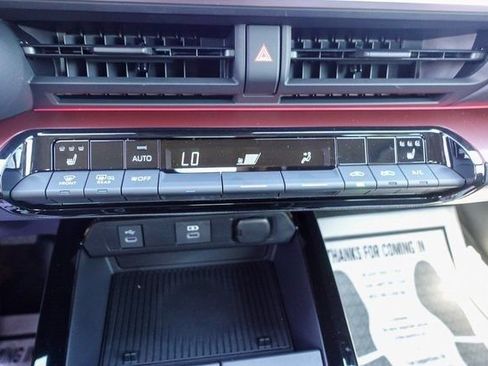 New 2026 Toyota Prius Plug-In Hybrid image 24