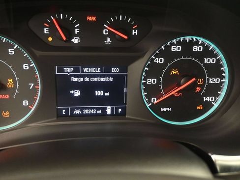 Used 2024 Chevrolet Traverse LT FWD image 12