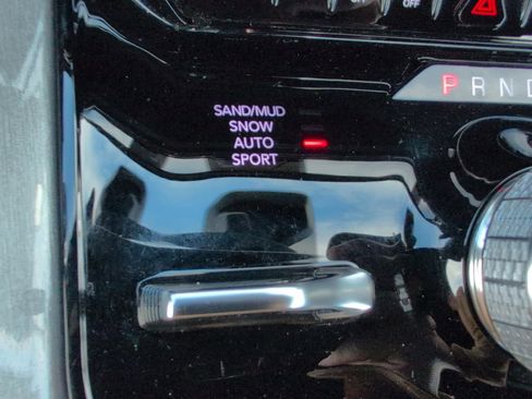 Used 2022 Jeep Wagoneer Series I image 24