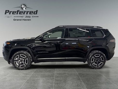 Used 2026 Jeep Cherokee Limited AWD/4WD image 11