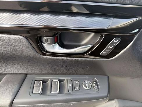 Used 2025 Honda CR-V Sport Touring image 5