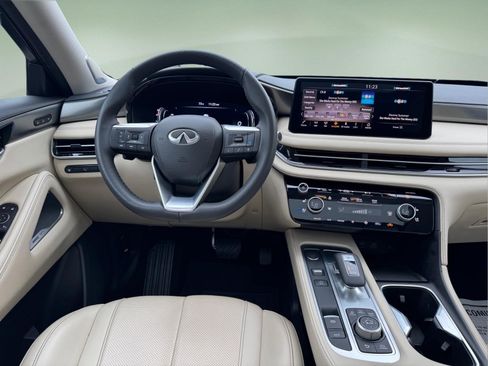 Used 2025 INFINITI QX60 Luxe w/ Vision Package AWD/4WD image 14