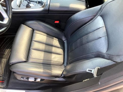 Used 2020 BMW X5 xDrive40i w/ Premium Package image 13