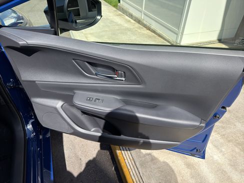 New 2026 Toyota Prius Plug-In Hybrid FWD image 24