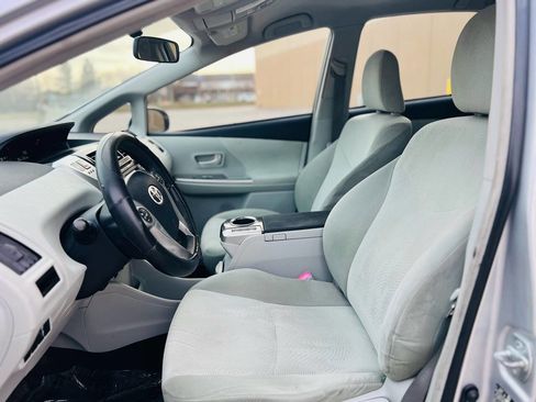 Used 2012 Toyota Prius V Three image 12