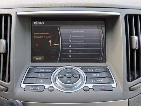 Used 2013 INFINITI G37 x w/ Premium Pkg image 19