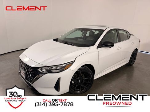Used 2025 Nissan Sentra SR w/ SR Premium Package FWD image 1