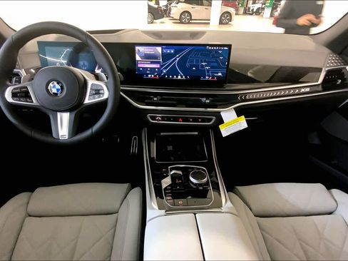 New 2026 BMW X5 xDrive40i image 5