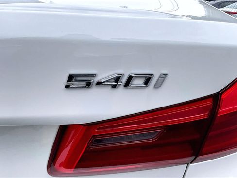 Used 2019 BMW 540i xDrive w/ Convenience Package AWD/4WD image 10