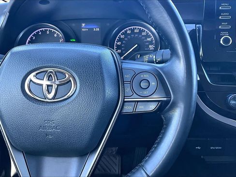 Used 2021 Toyota Camry SE w/ Convenience Package FWD image 24