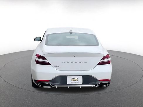 Used 2025 Genesis G70 2.5T image 11