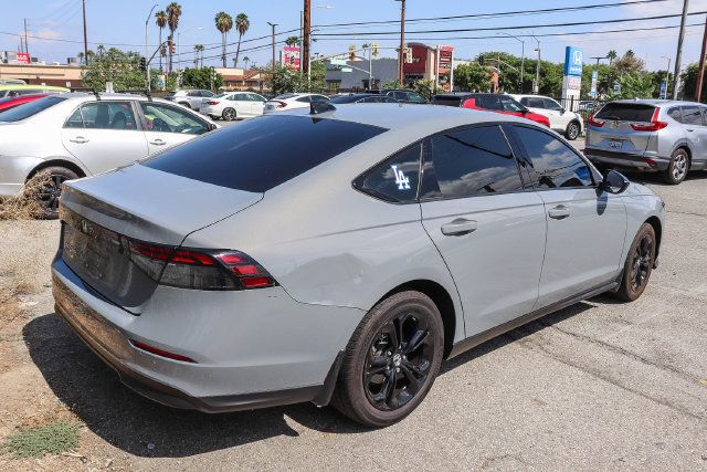 Used 2025 Honda Accord SE image 10