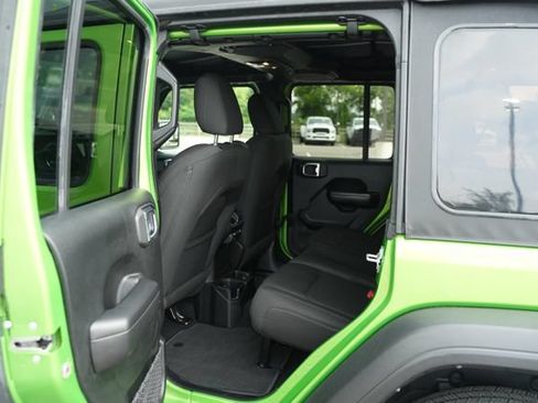 Used 2019 Jeep Wrangler Unlimited Sport S AWD/4WD image 15