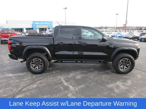 Used 2025 Chevrolet Colorado ZR2 w/ Technology Package image 6