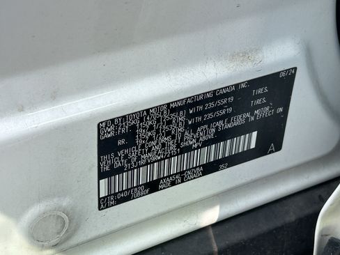 Used 2024 Toyota RAV4 Adventure AWD/4WD image 9