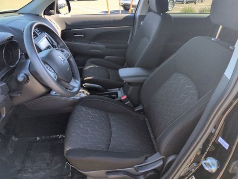 Used 2025 Mitsubishi Outlander Sport S image 15