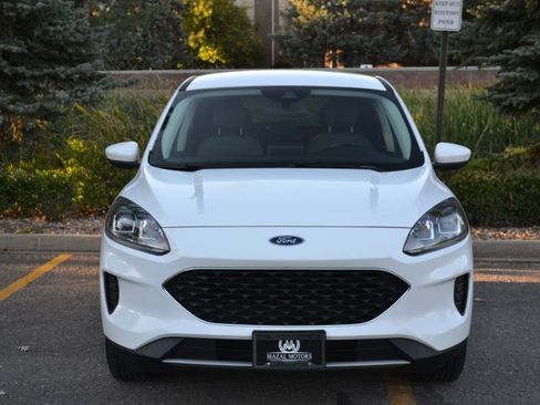 Used 2021 Ford Escape SE image 6