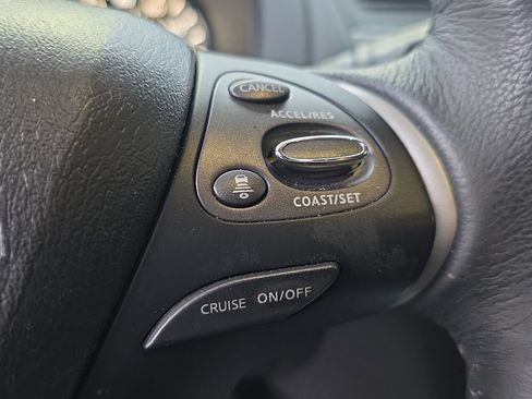 Used 2019 Nissan Pathfinder SL w/ Cargo Package FWD image 31