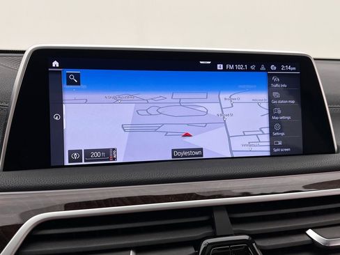 Certified 2022 BMW 740i xDrive w/ M Sport Package image 19