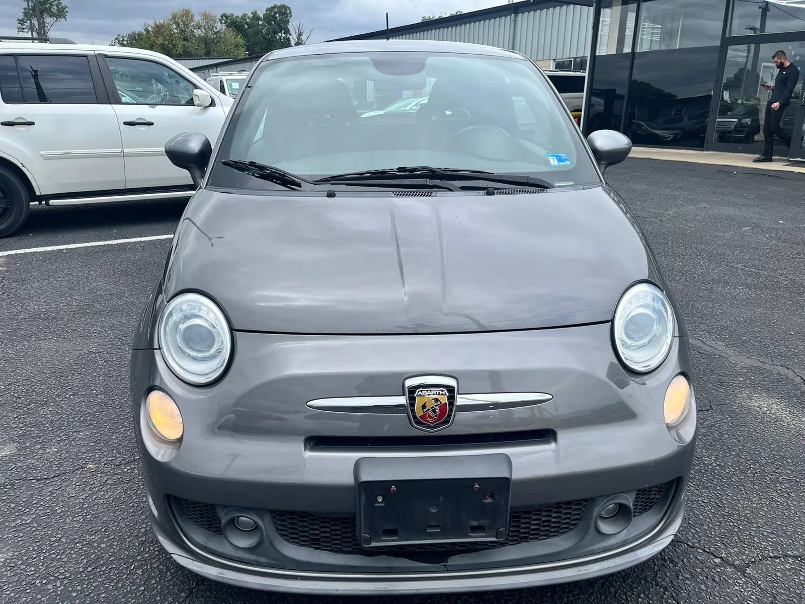 Used 2013 FIAT 500 Abarth w/ Comfort/Convenience Group FWD image 2