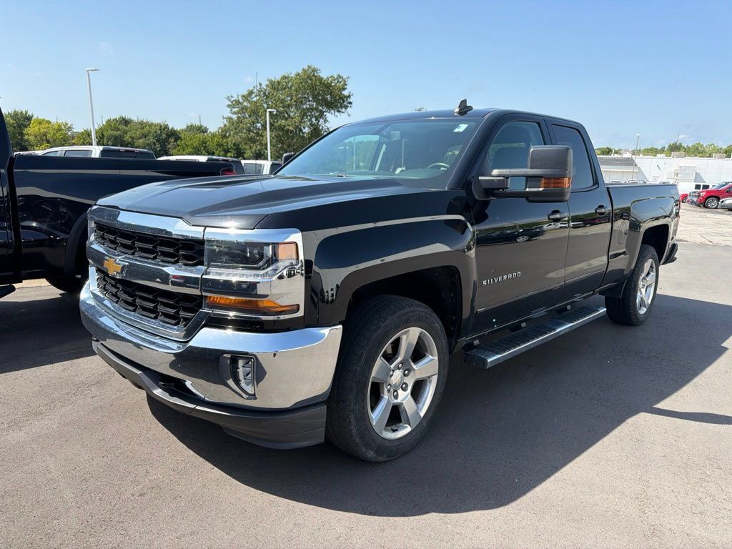 Used 2017 Chevrolet Silverado 1500 LT w/ Max Trailering Package AWD/4WD image 2