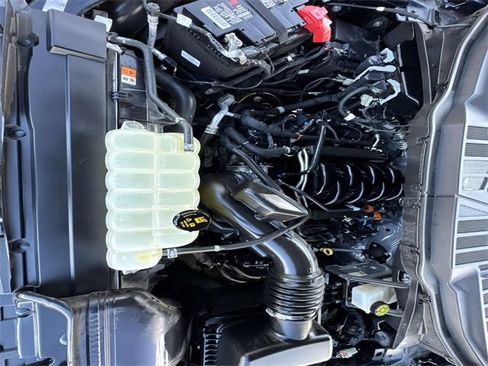 Used 2022 Ford F150 XL w/ Equipment Group 101A High image 10