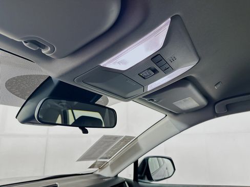 Certified 2025 Toyota RAV4 LE FWD image 18