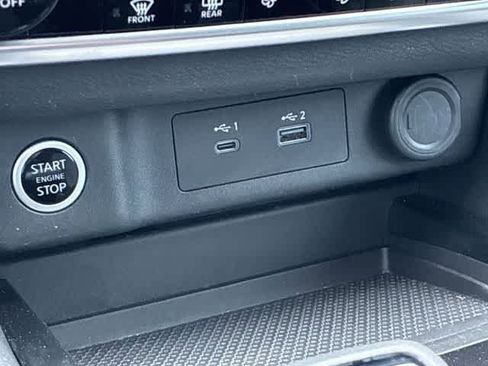 Used 2023 Nissan Rogue SV FWD image 32