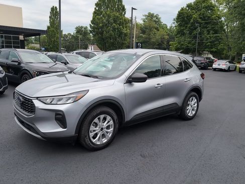 Used 2024 Ford Escape Active AWD/4WD image 22