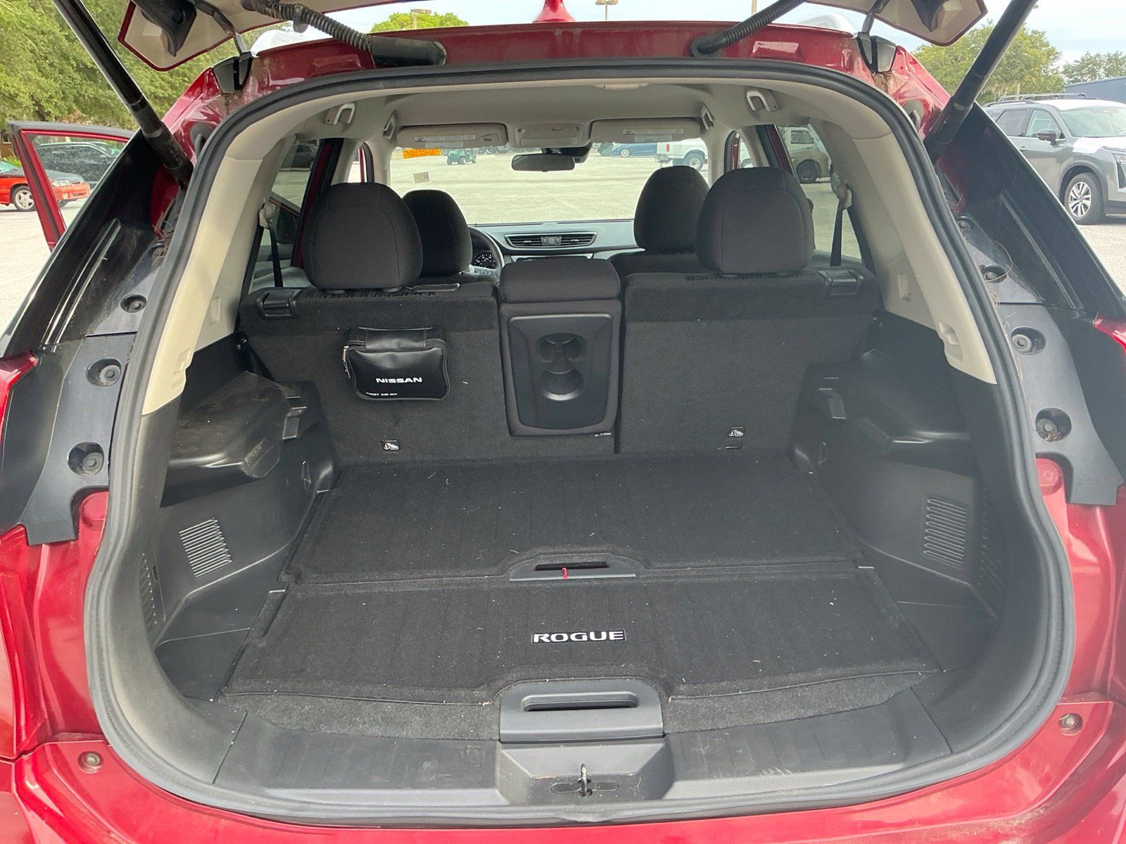 Certified 2019 Nissan Rogue SV w/ Premium Package AWD/4WD image 15
