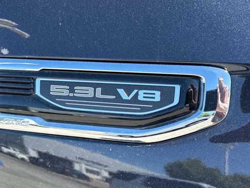 Used 2025 GMC Sierra 1500 SLT AWD/4WD image 11