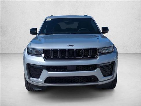 New 2026 Jeep Grand Cherokee Limited Reserve image 5