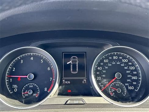 Used 2019 Volkswagen Golf Alltrack SE image 7