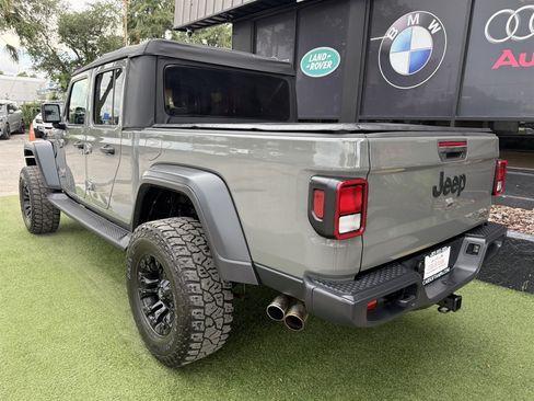 Used 2020 Jeep Gladiator Sport w/ Quick Order Package 24S AWD/4WD image 4