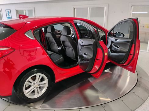 Used 2017 Chevrolet Cruze LT w/ Convenience Package FWD image 70