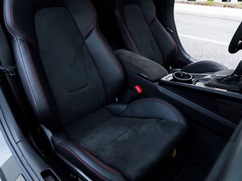 Used 2024 Porsche 911 GT3 image 31