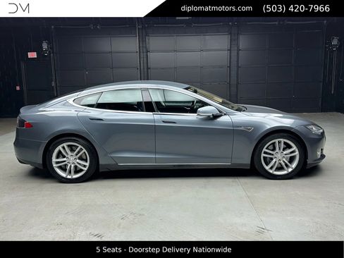 Used 2014 Tesla Model S 85 image 8