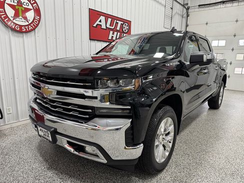 Used 2021 Chevrolet Silverado 1500 LTZ image 2